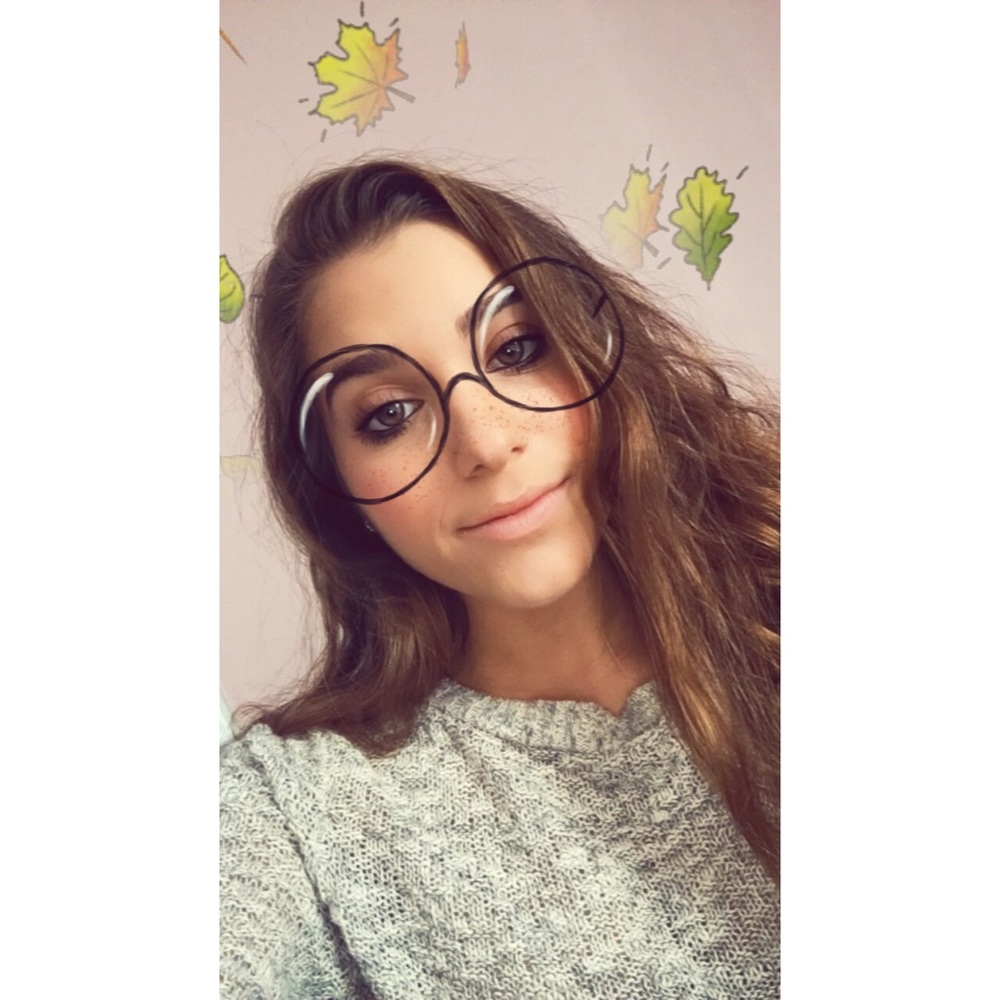 Meet your Posher, Juliana